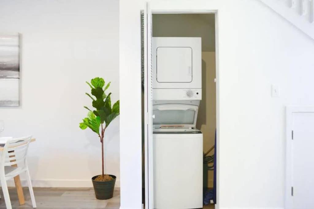 Outstanding Townhouse 18 Min From The Beach - Th2 Miami Eksteriør bilde